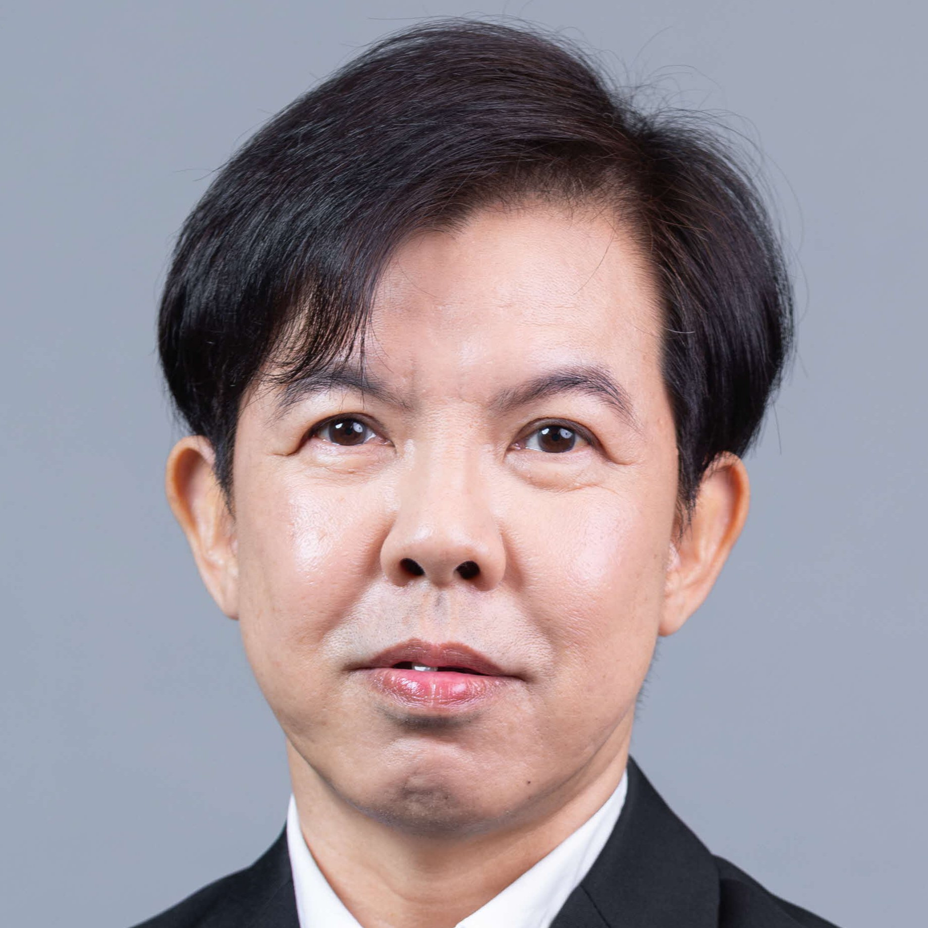 Mr Lee Kwong Yee